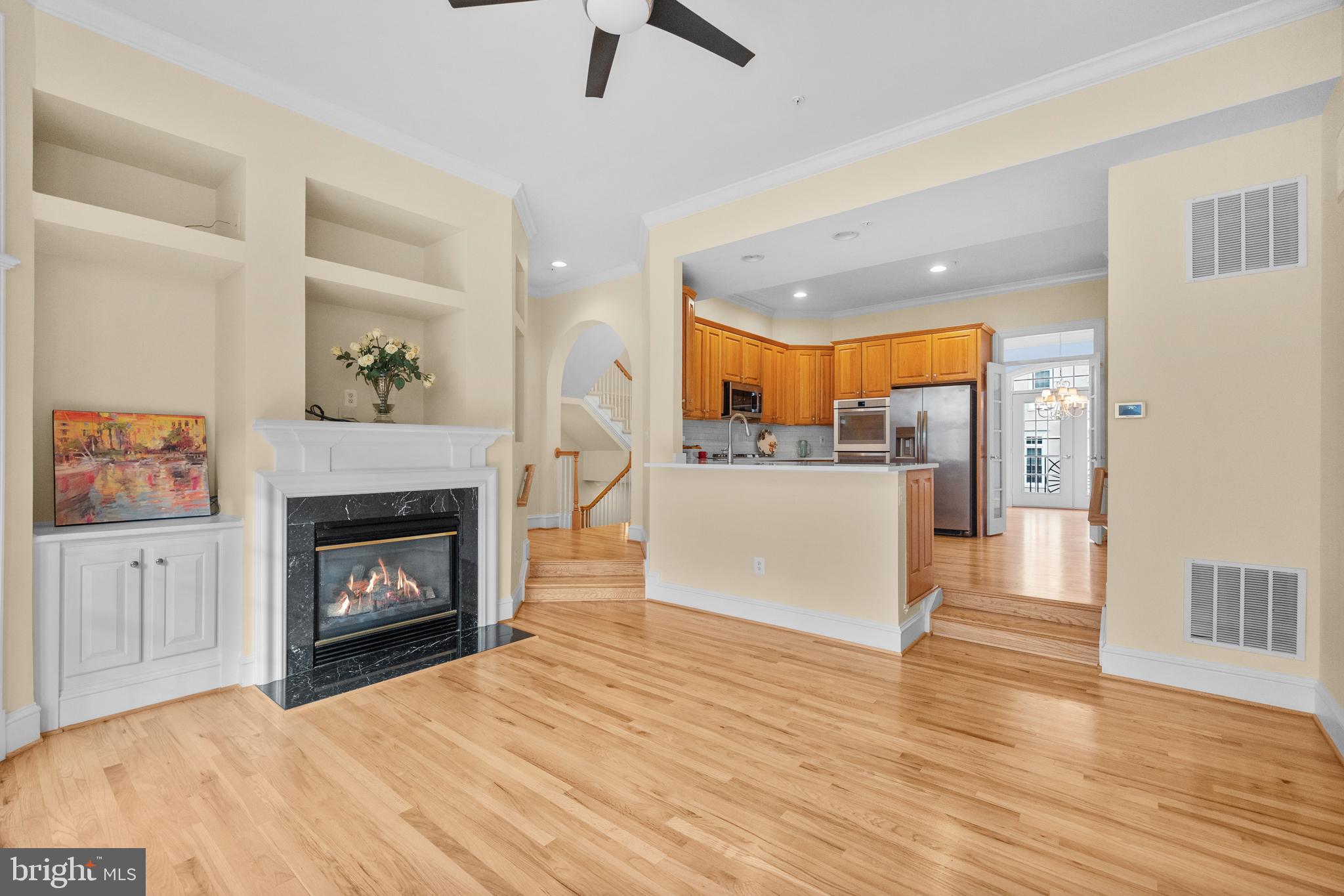 CAMERON STATION - Residential