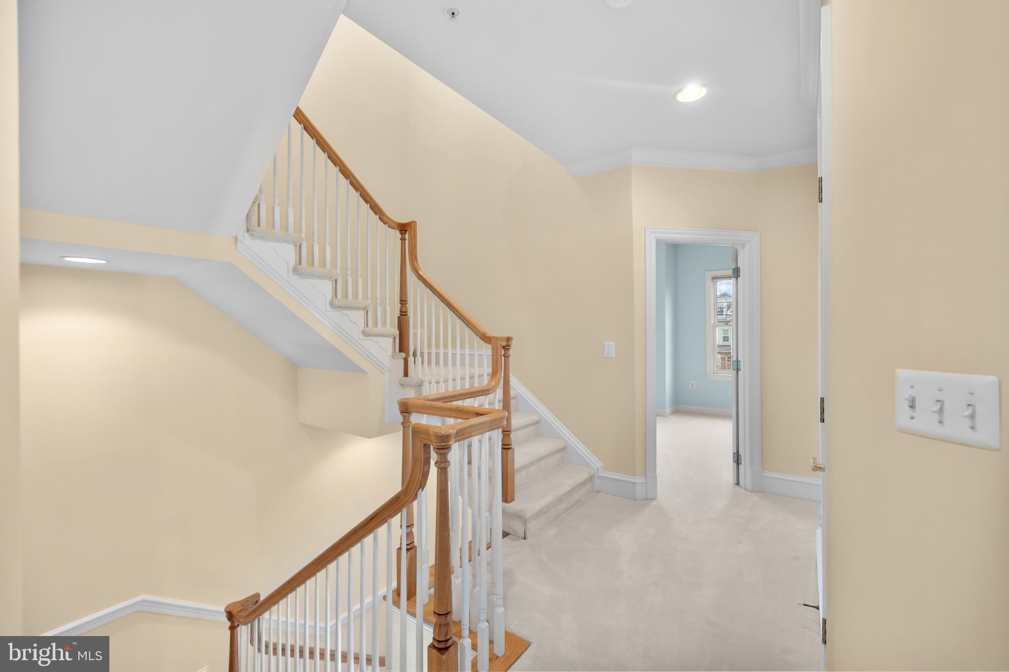 CAMERON STATION - Residential