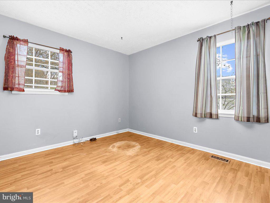 STONEYBROOKE VILLAGE - Residential