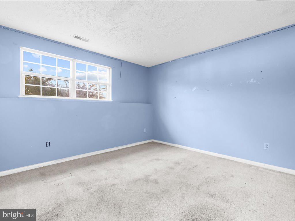 STONEYBROOKE VILLAGE - Residential