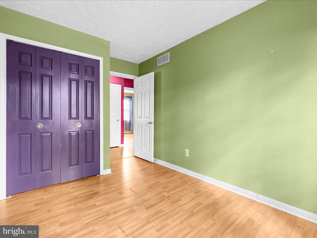 STONEYBROOKE VILLAGE - Residential