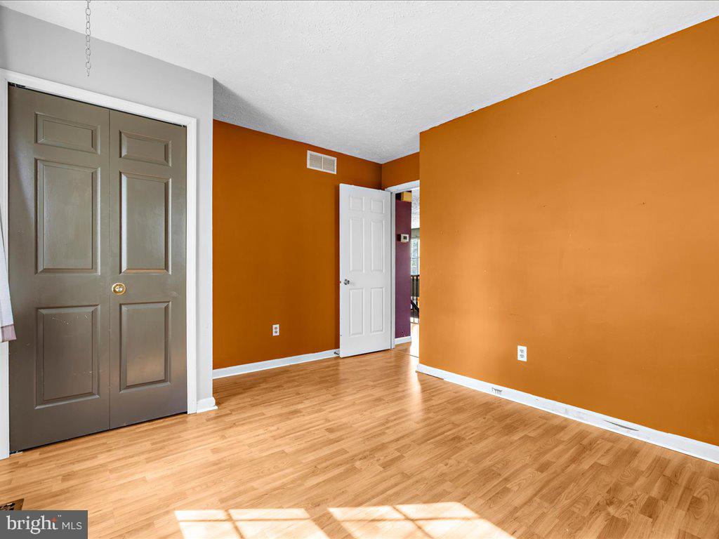 STONEYBROOKE VILLAGE - Residential