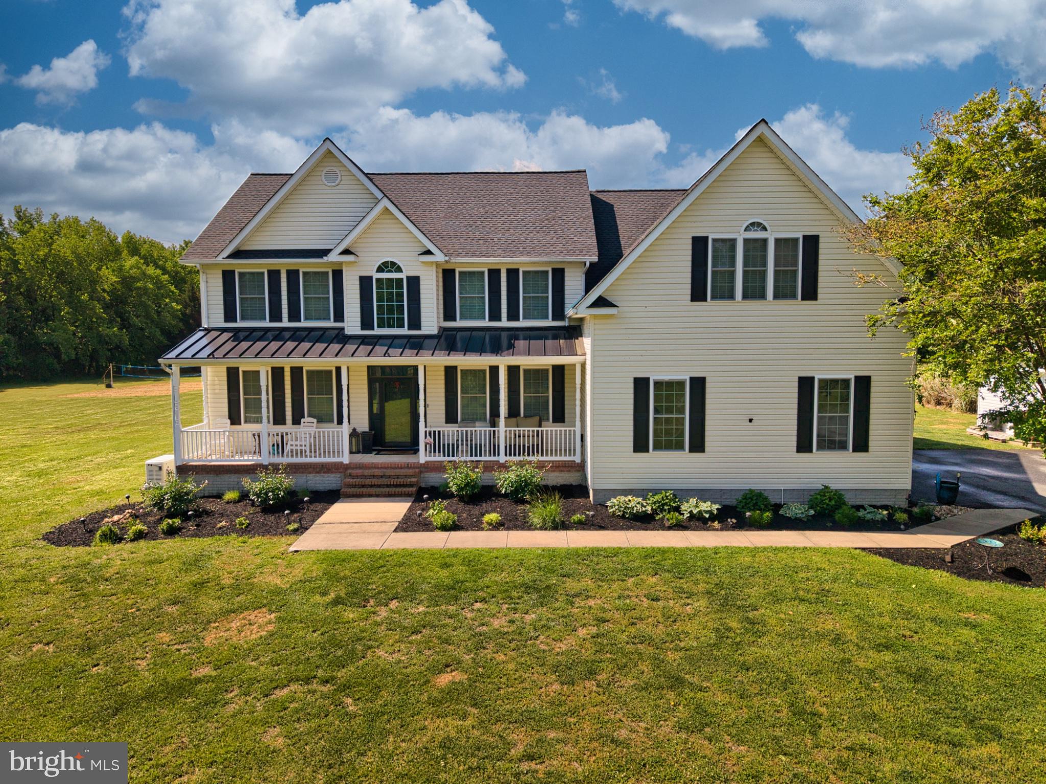 218 UPLAND LANE