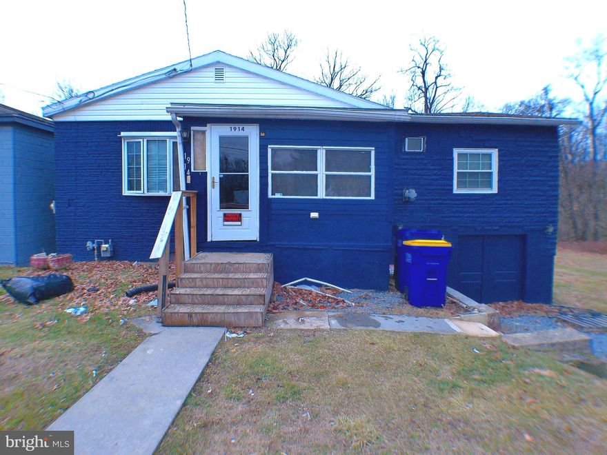 This 2-bedroom 2 full bath bungalow nestled in this charming Edgemont neighborhood offers a perfect blend of comfort and potential throughout. This property is not just a house; it’s a canvas for your dreams. With its average condition, you have the flexibility to infuse your personal style and make it truly your own. Embrace the potential of this charming bungalow and create lasting memories in a space to make it your home! The unfinished walkout basement presents an exciting opportunity for customization, whether you envision a cozy family room, a home gym, or additional storage space. This home is awaiting you!! ***This is an ESTATE SALE being sold AS-IS*** Home sits on 3 parcels of land (all on one deed) ***Show and Sell!