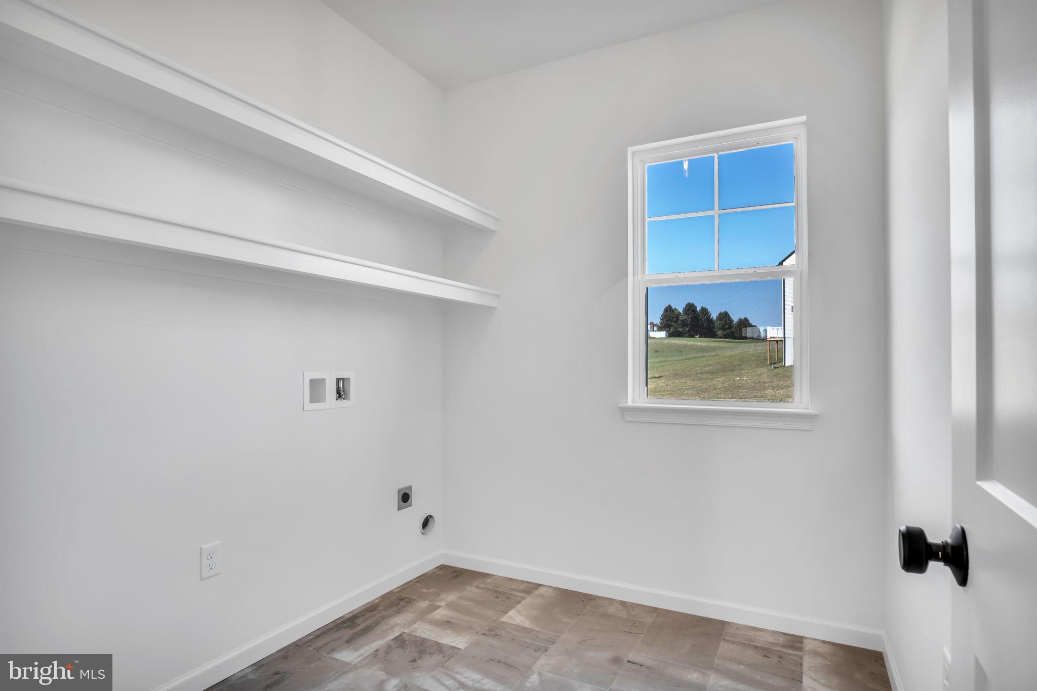 FIELDSTONE CREST - Residential