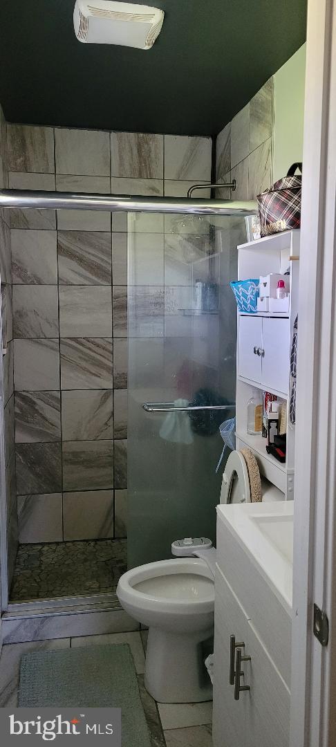 YORKSHIRE VILLAGE - Residential