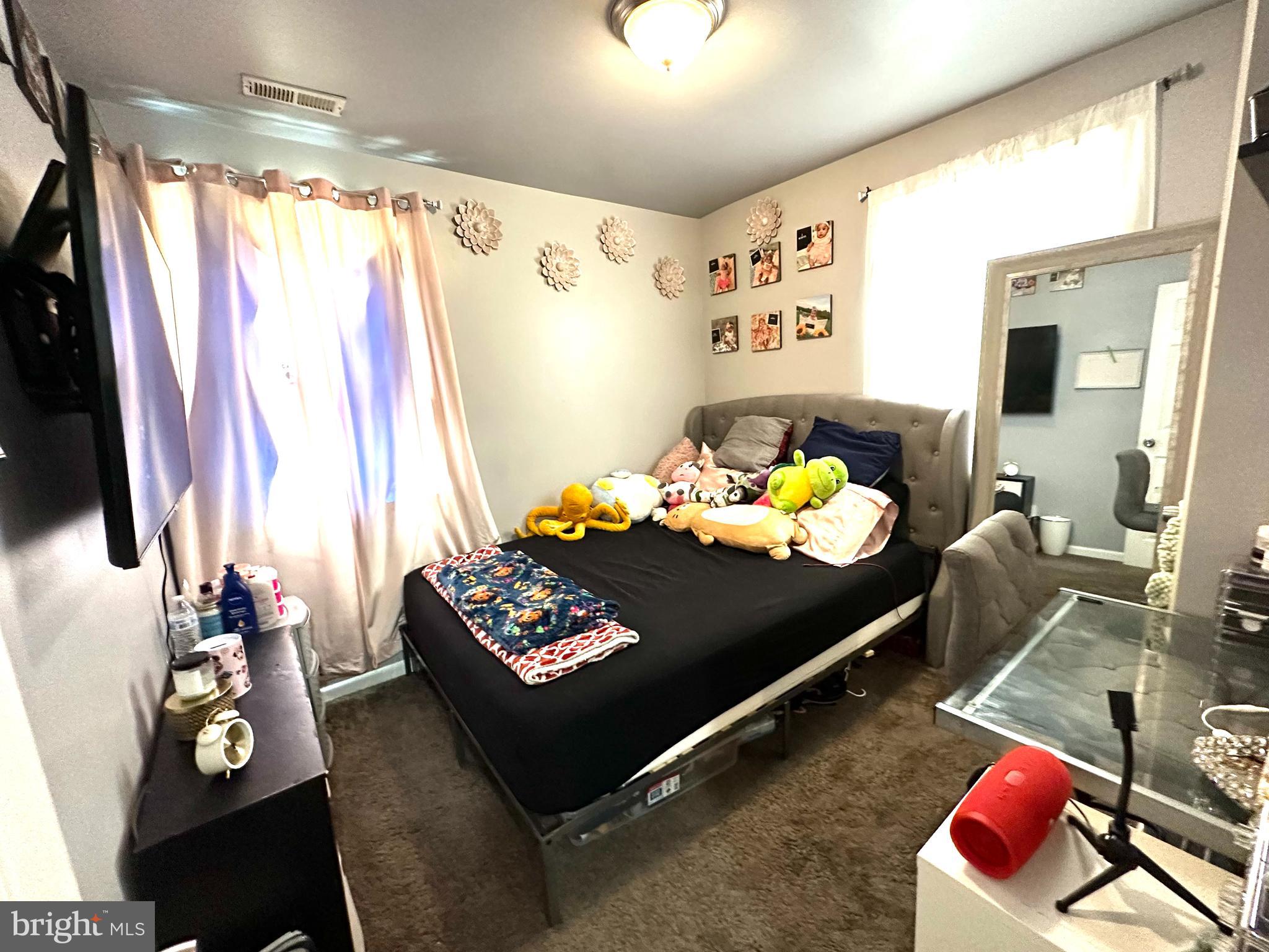 CHAPEL OAKS - Residential