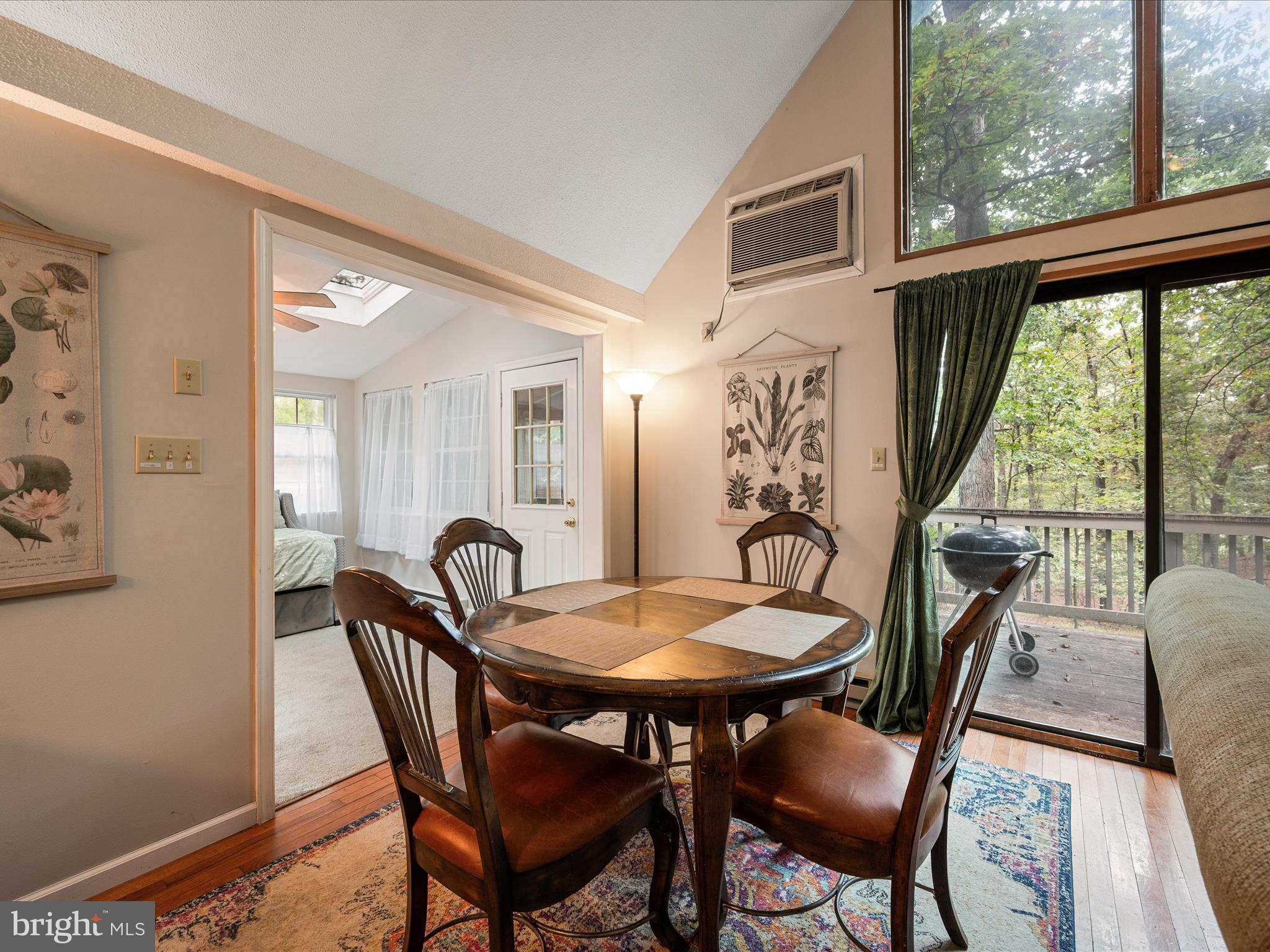 THE WOODS - Residential