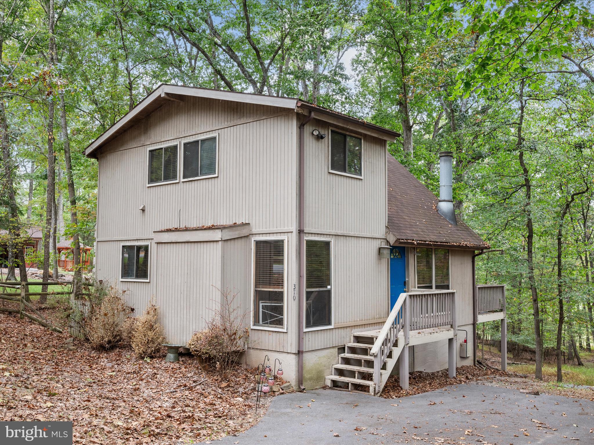 THE WOODS - Residential