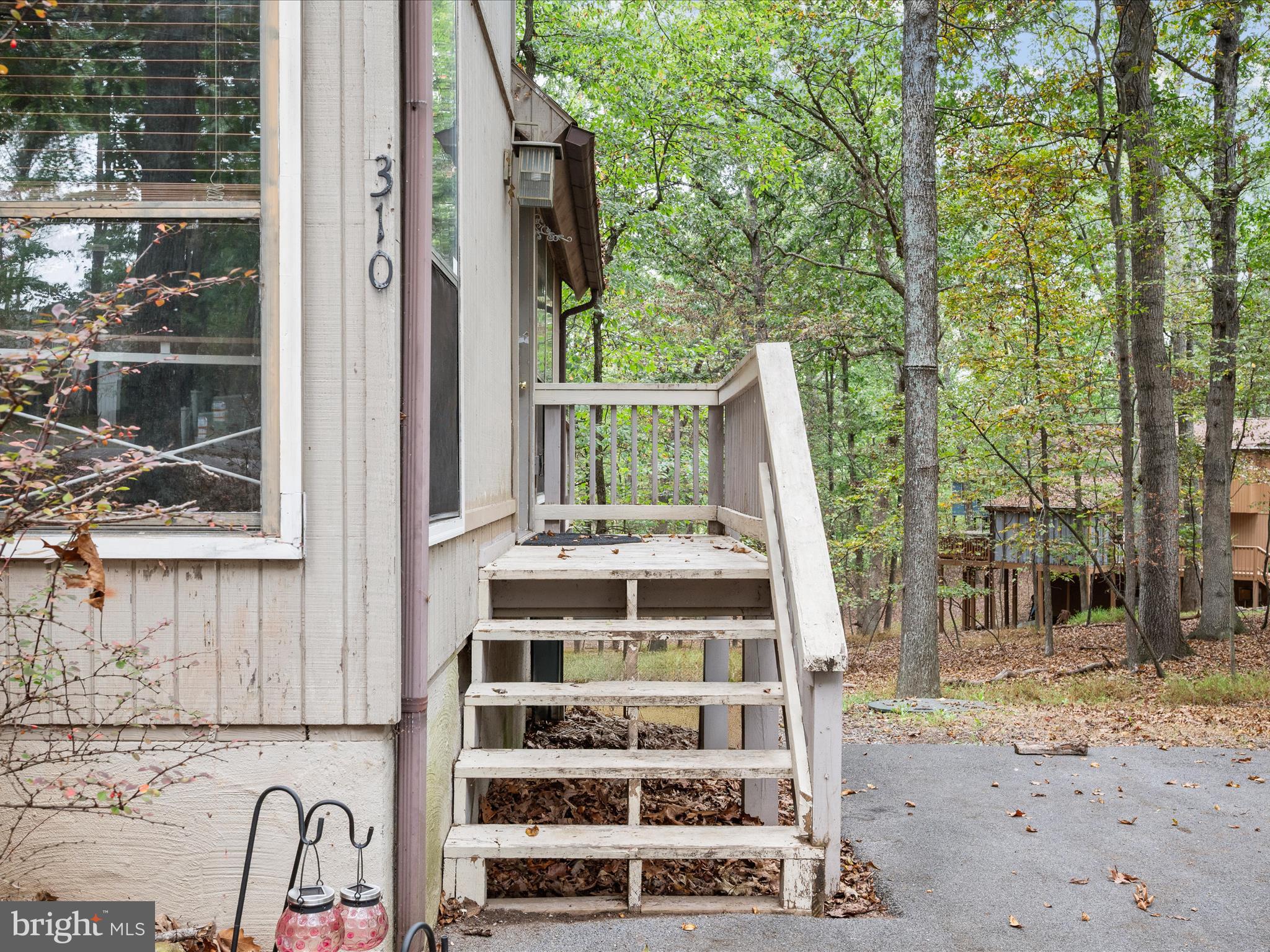 THE WOODS - Residential