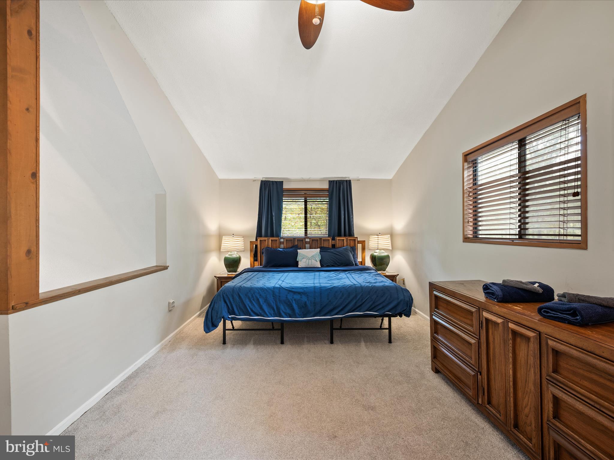 THE WOODS - Residential