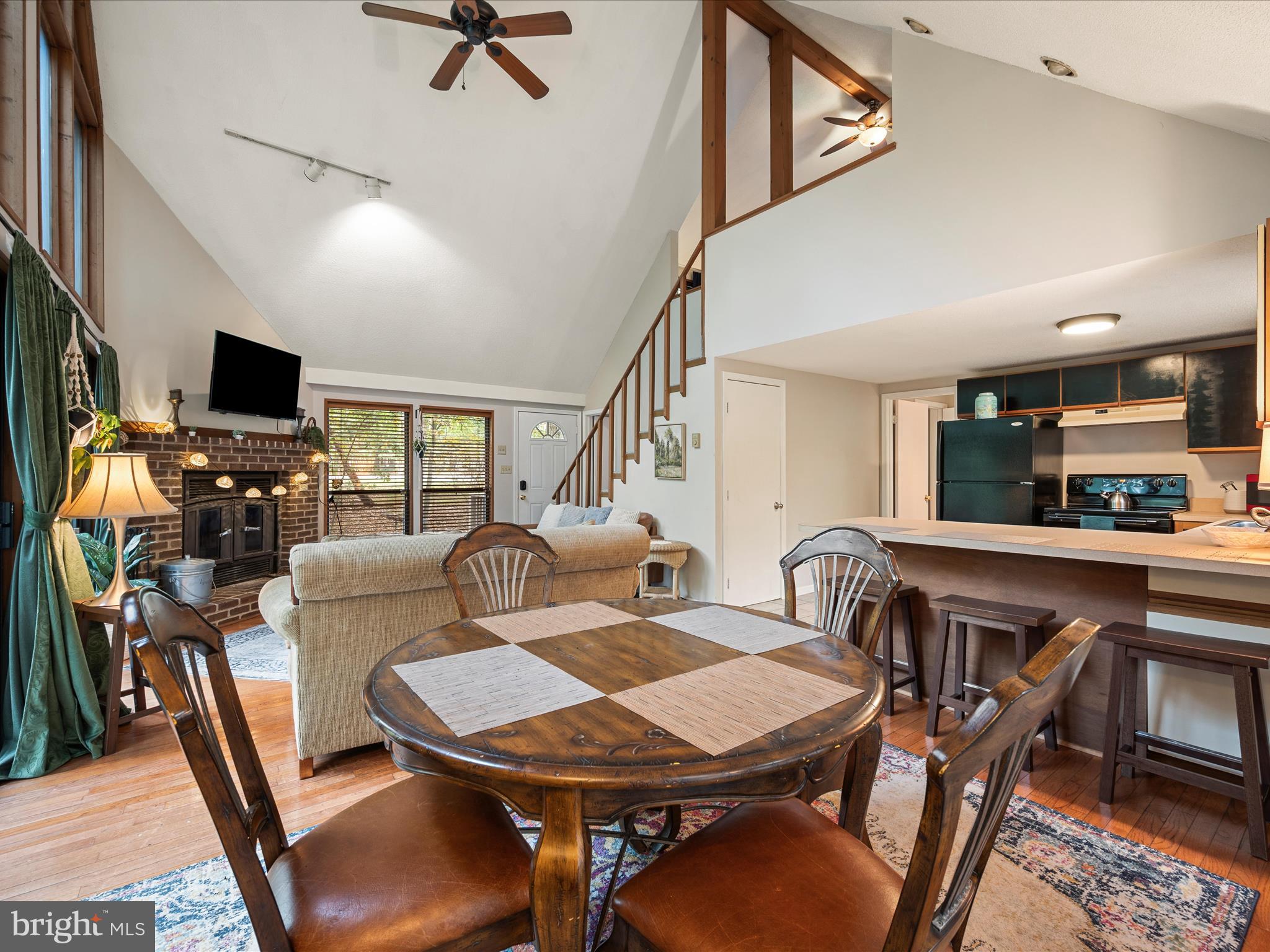 THE WOODS - Residential