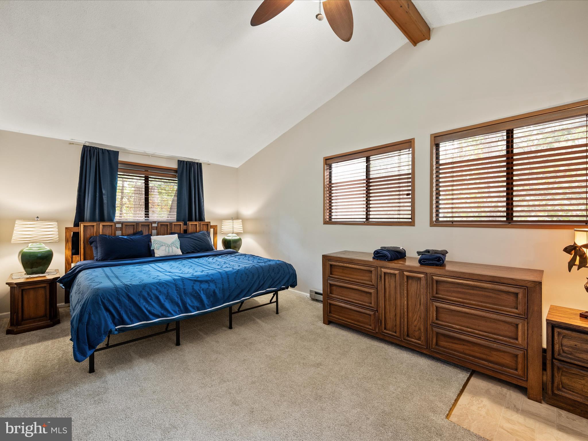 THE WOODS - Residential