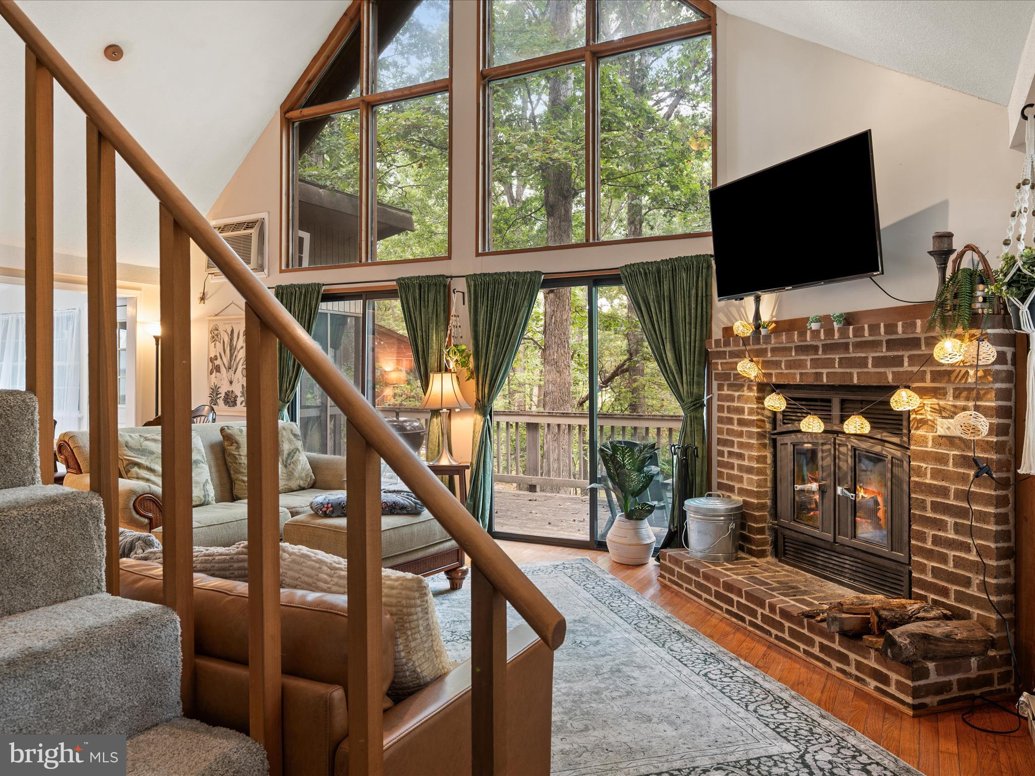 THE WOODS - Residential