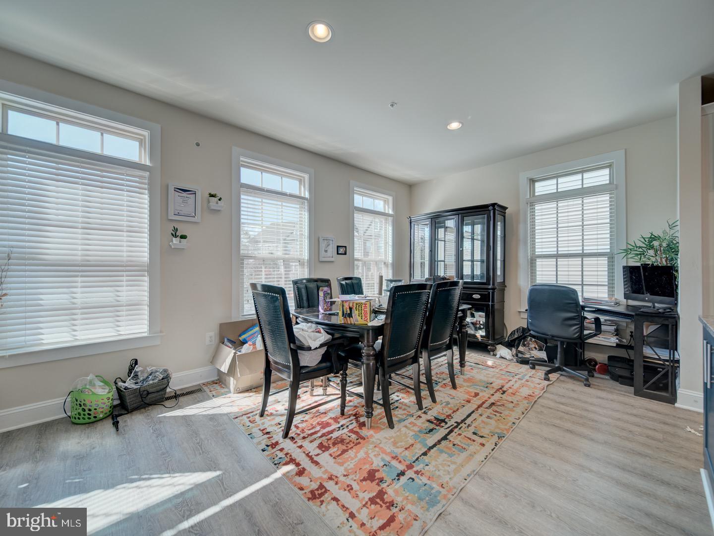 PARKSIDE - Residential