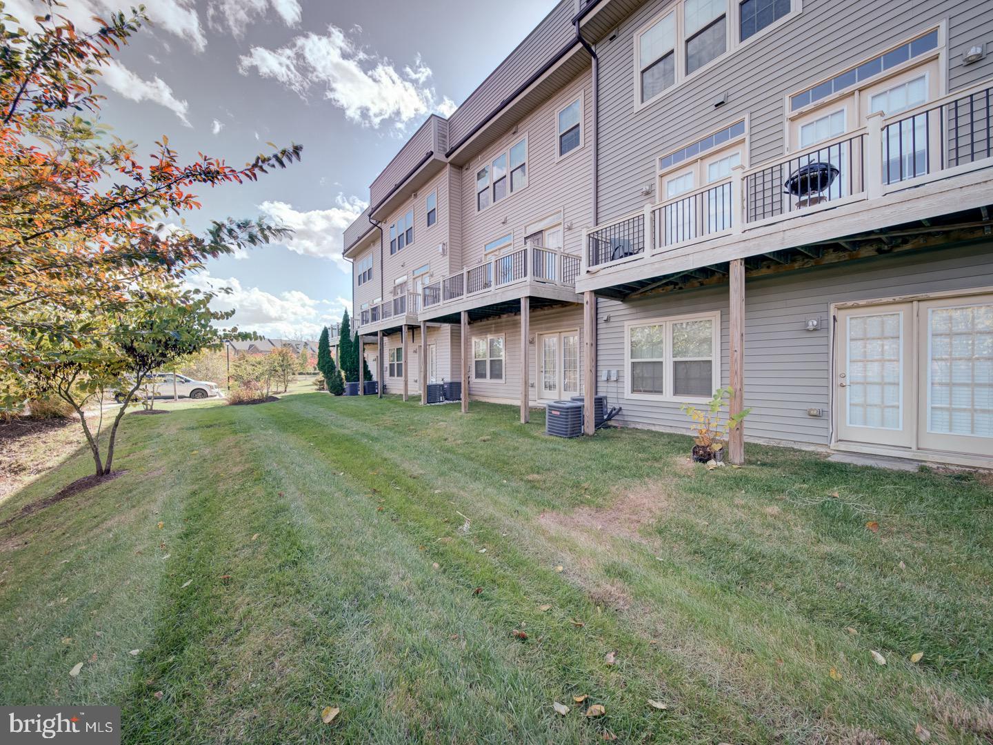 PARKSIDE - Residential