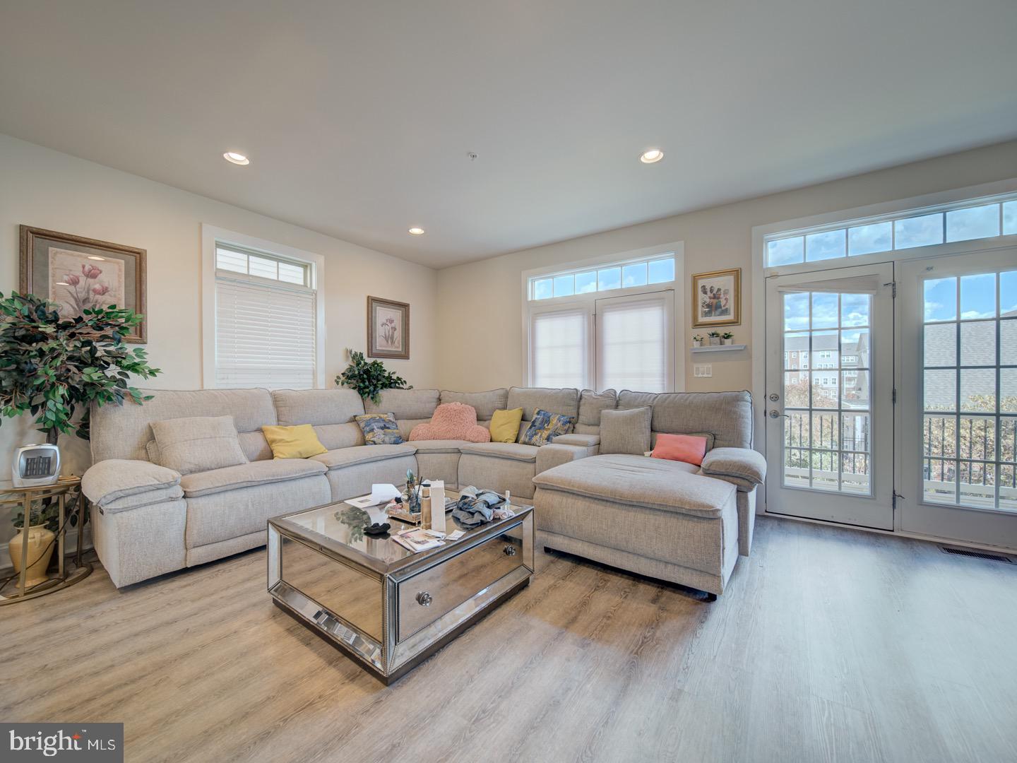 PARKSIDE - Residential