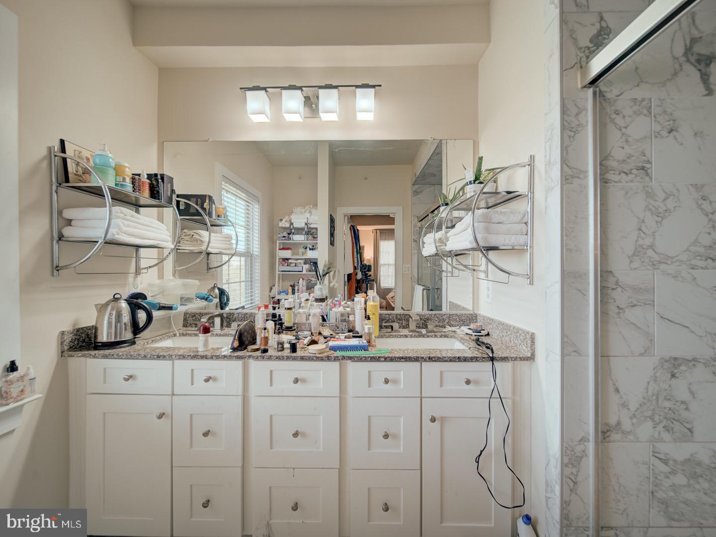 PARKSIDE - Residential