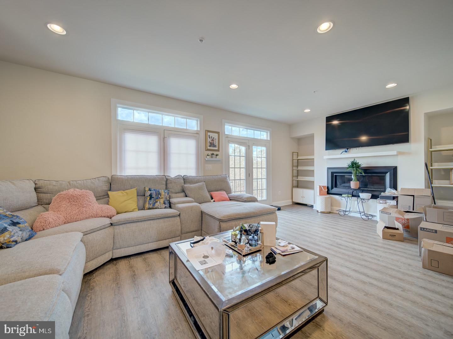 PARKSIDE - Residential