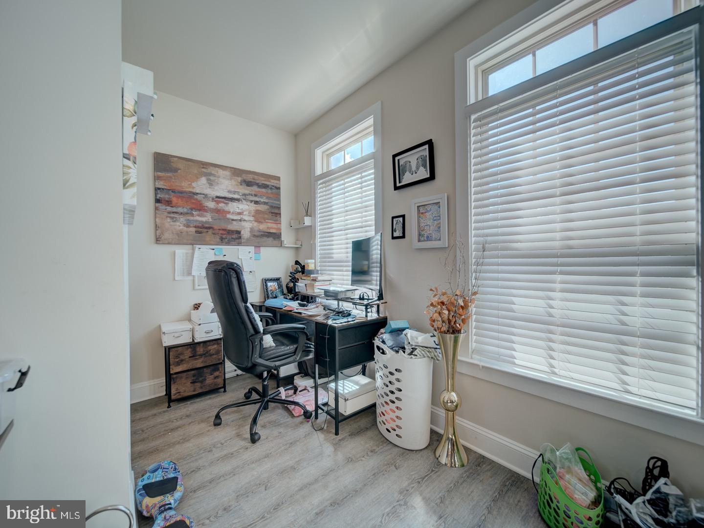 PARKSIDE - Residential