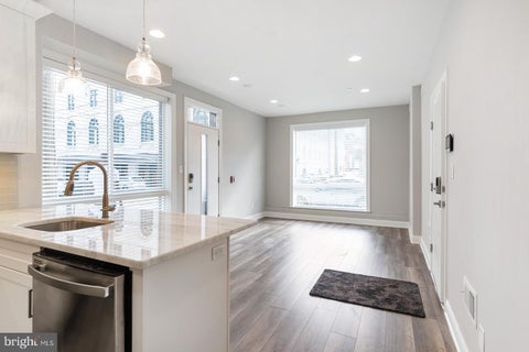 Condo For Rent - 1419 Poplar Street #1<br/> Philadelphia County, PHILADELPHIA, PA 19130