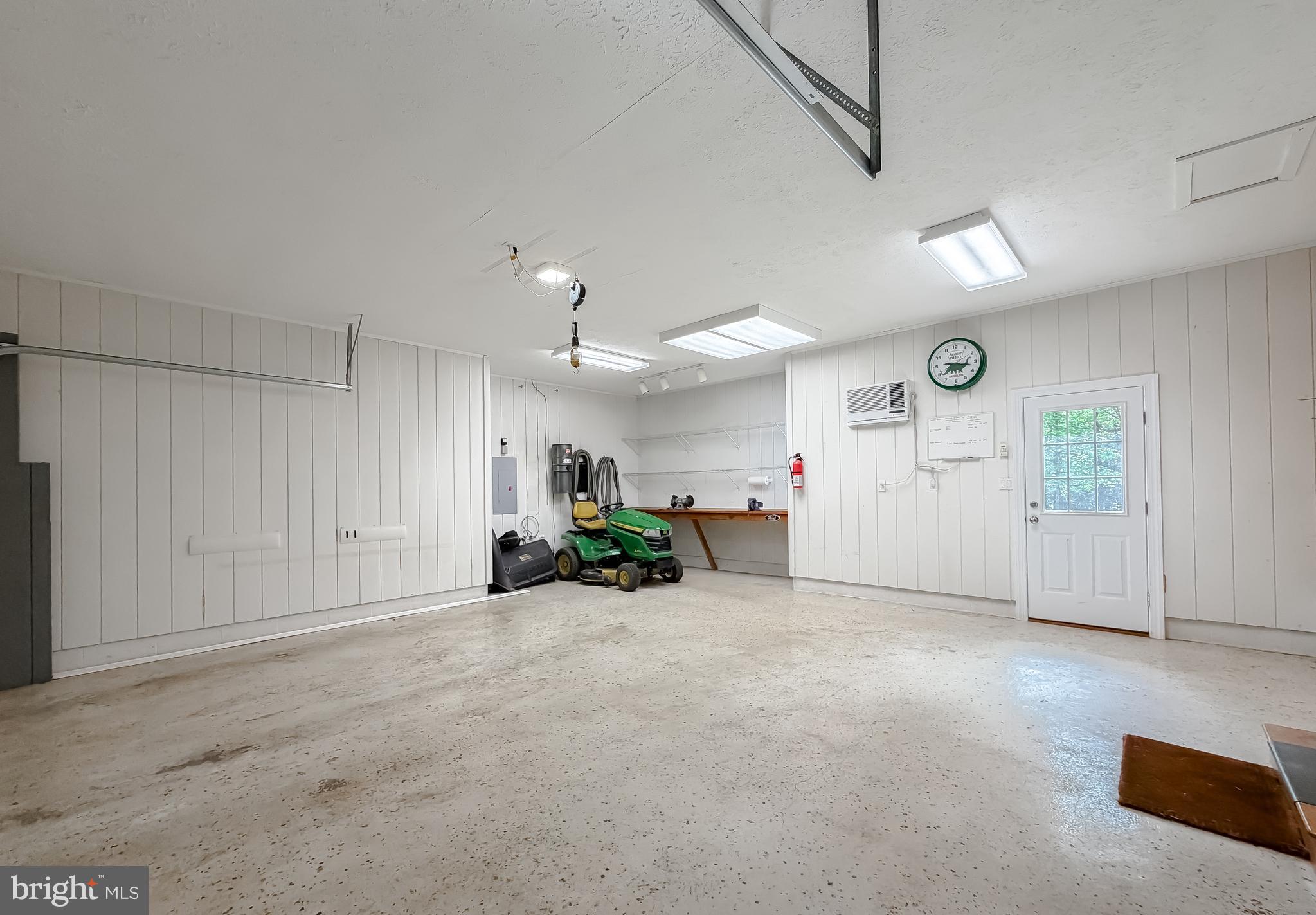 PROSPECT HILL - Residential