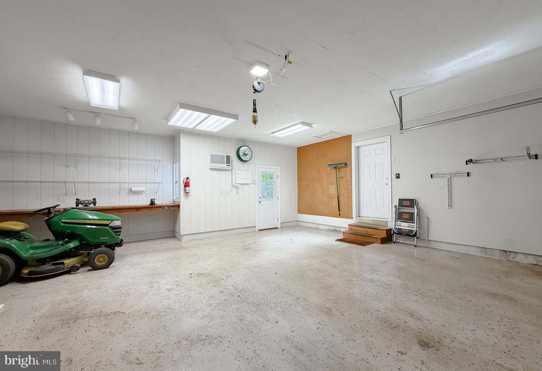 PROSPECT HILL - Residential