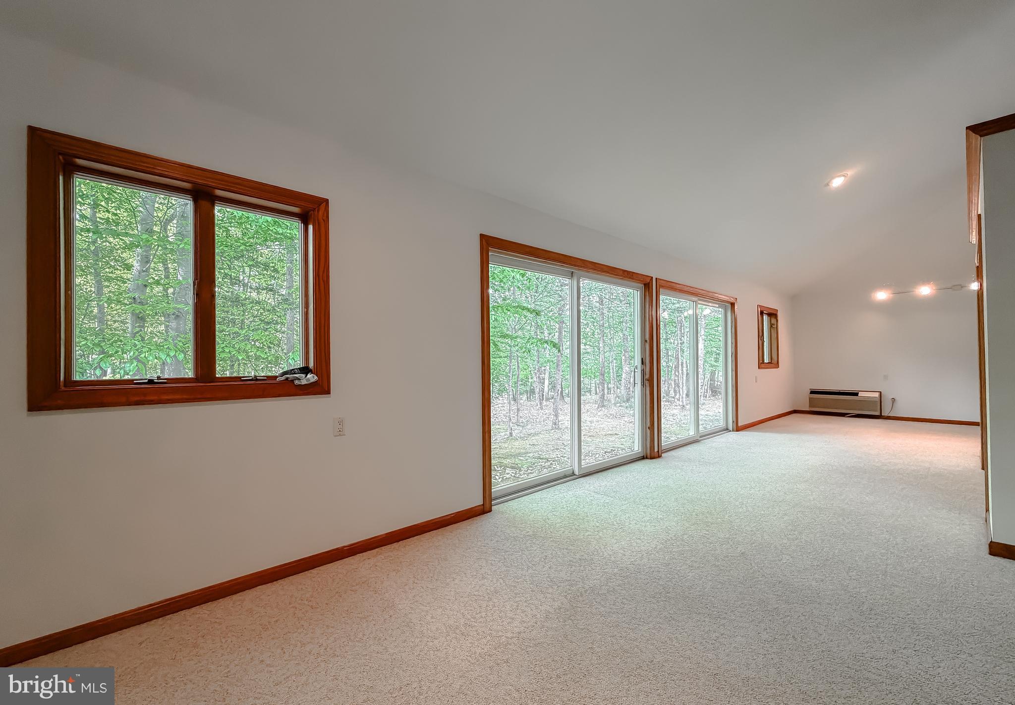 PROSPECT HILL - Residential