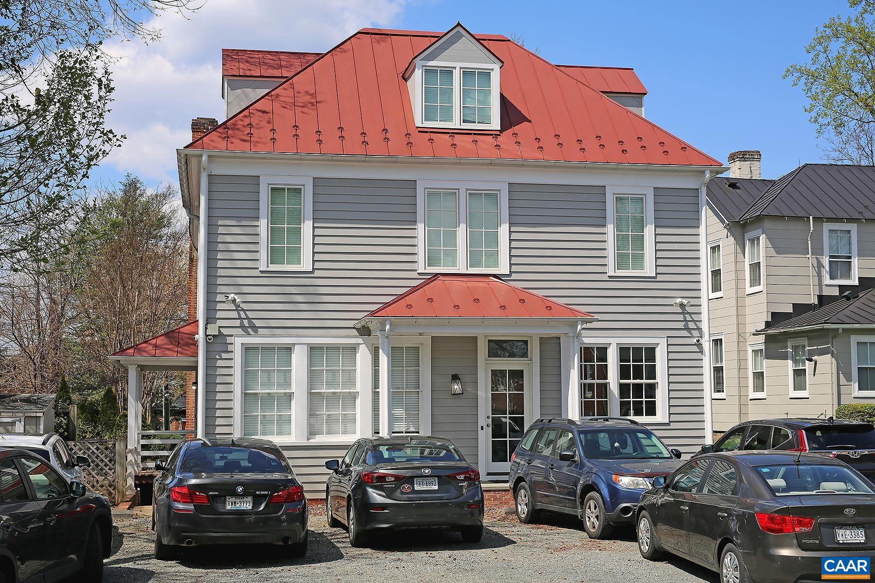 RUGBY - Residential Lease