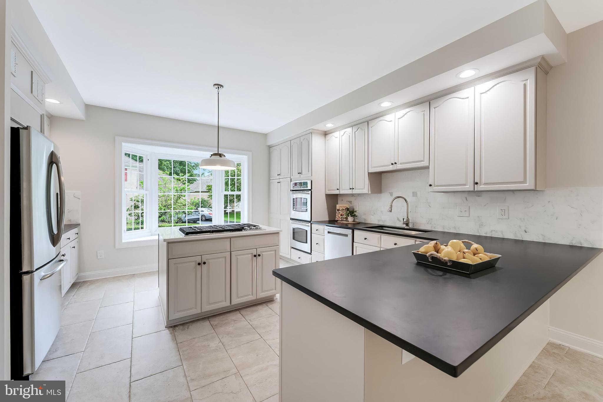 CENTURY OAK - Residential