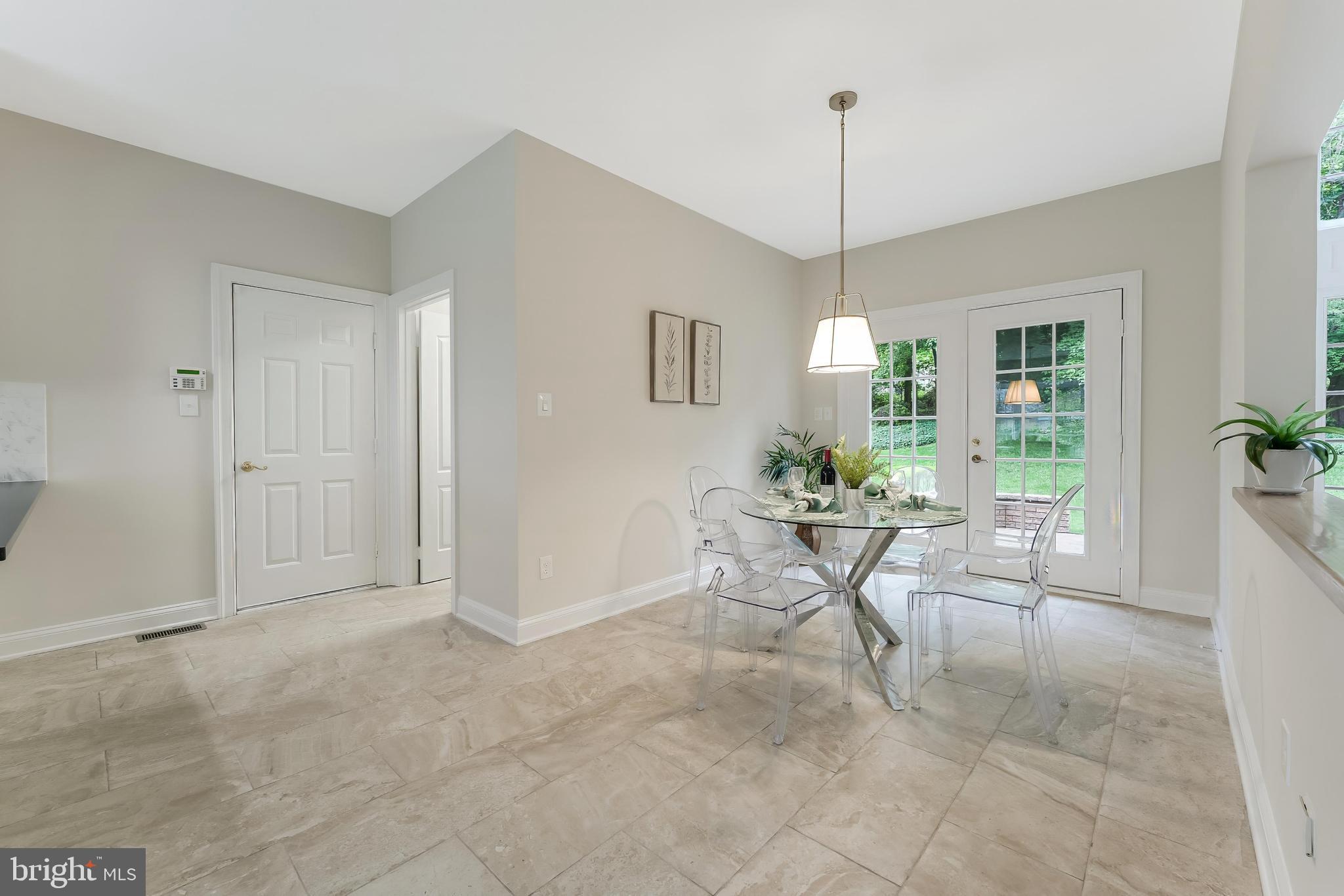 CENTURY OAK - Residential