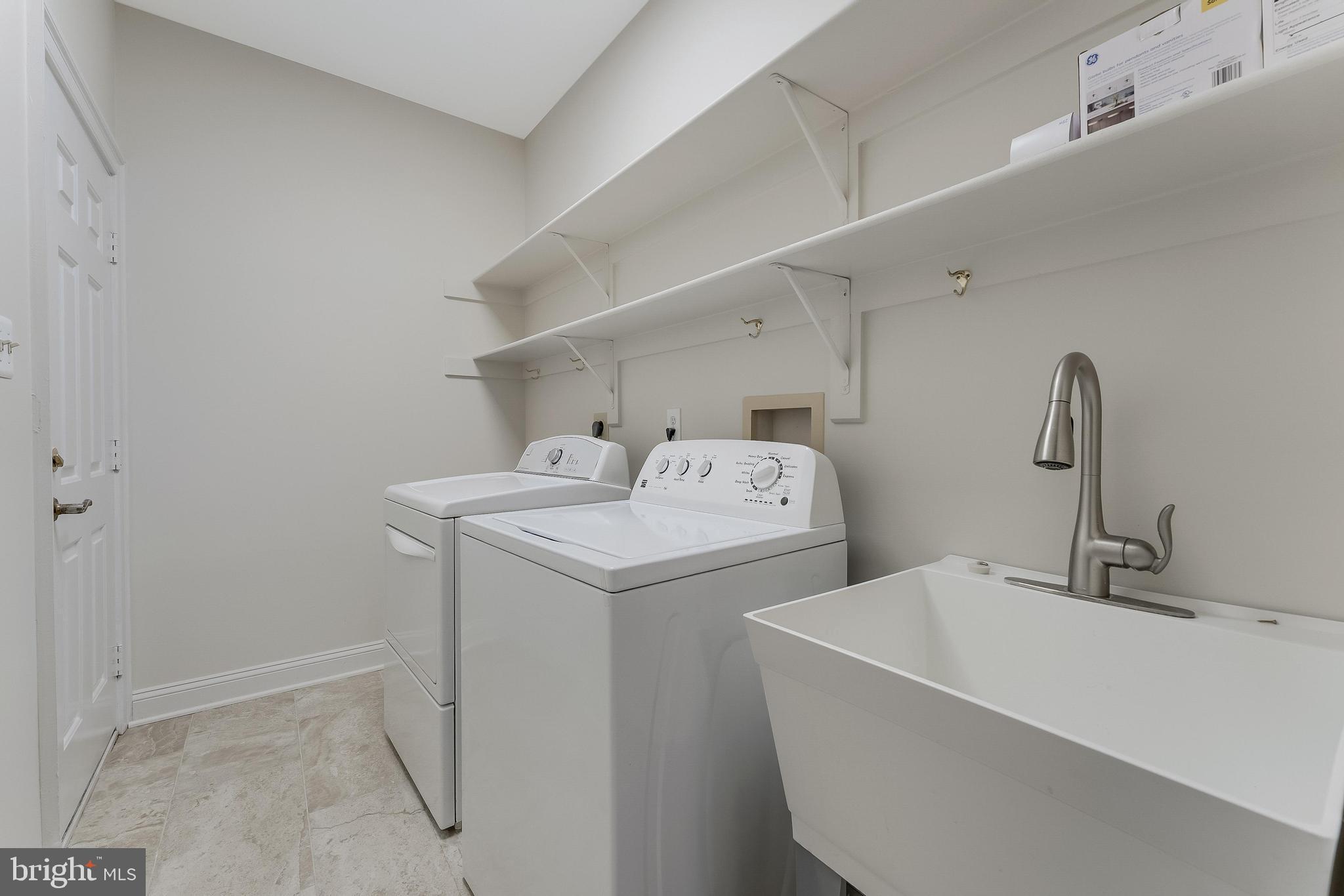 CENTURY OAK - Residential