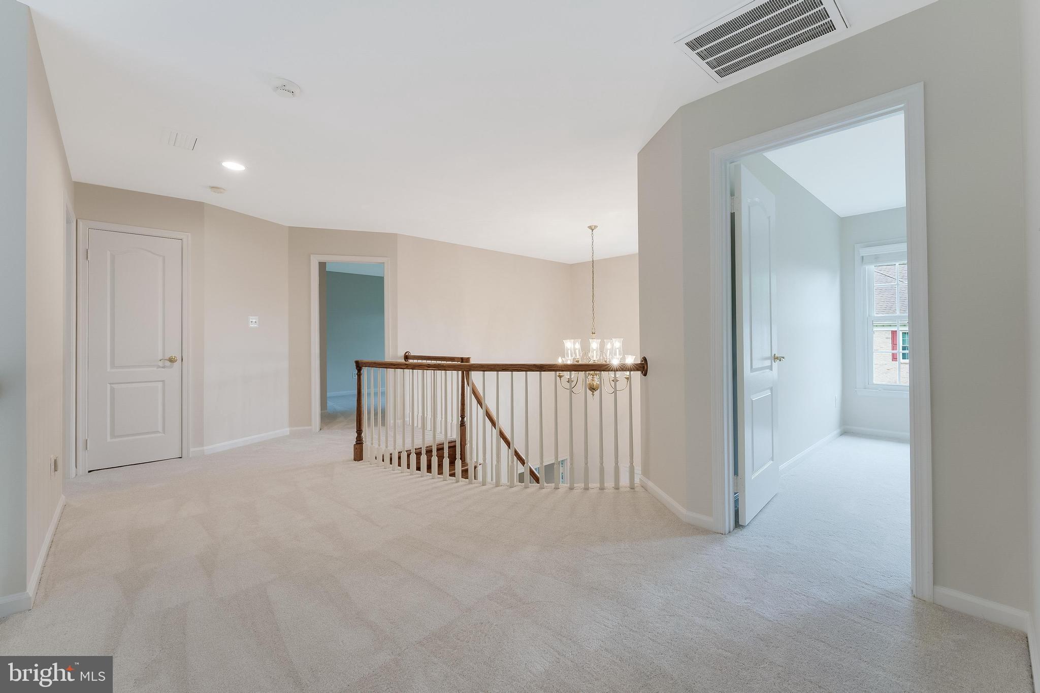 CENTURY OAK - Residential