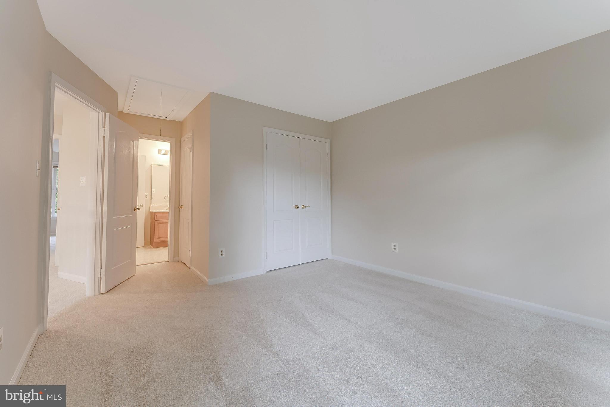 CENTURY OAK - Residential