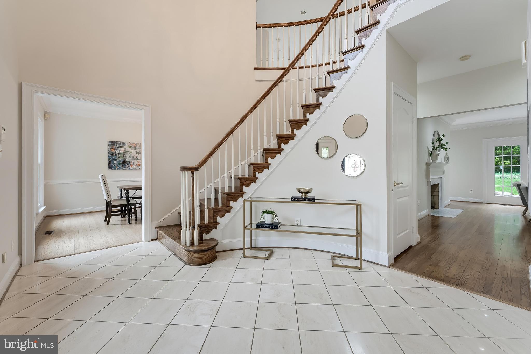 CENTURY OAK - Residential