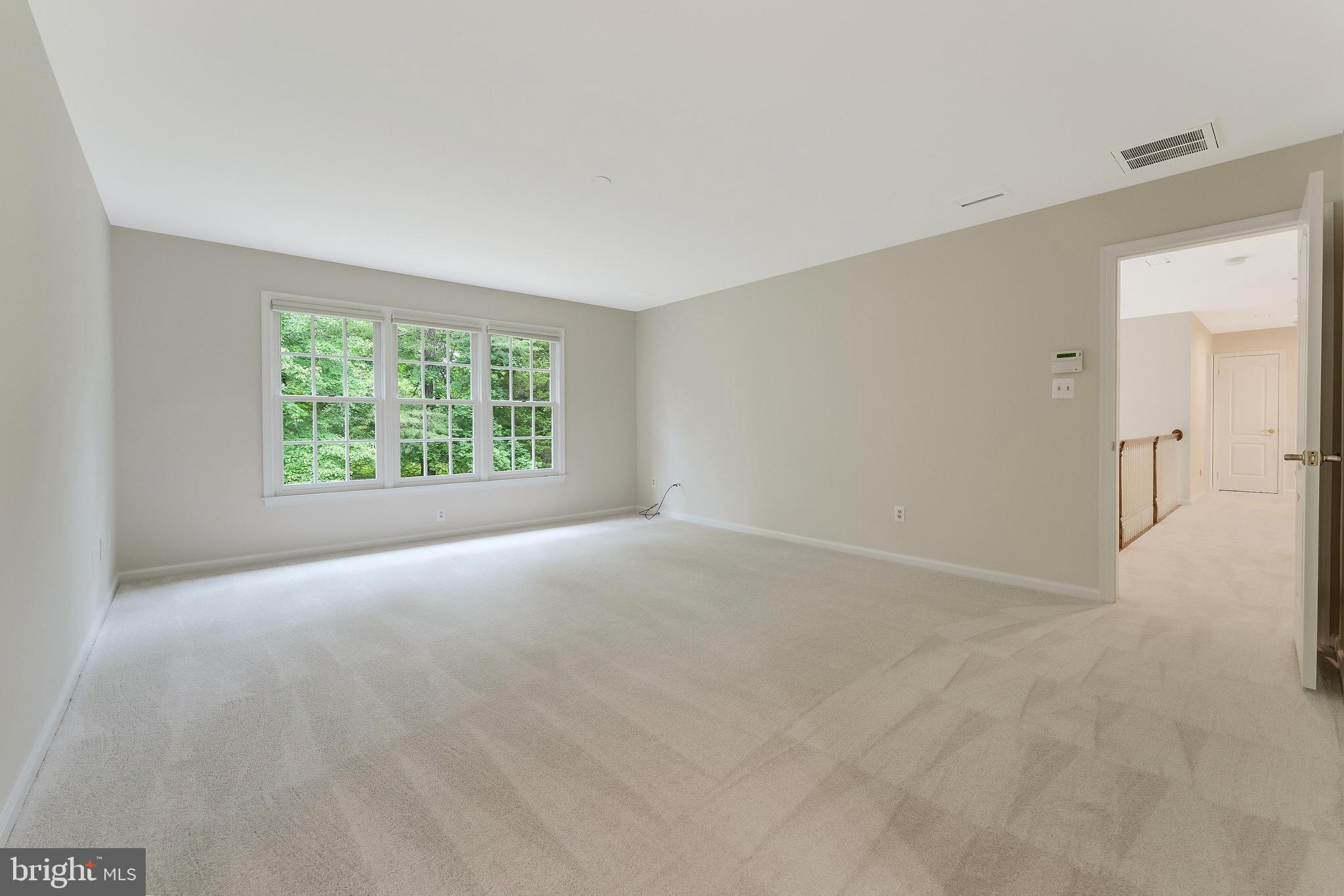 CENTURY OAK - Residential