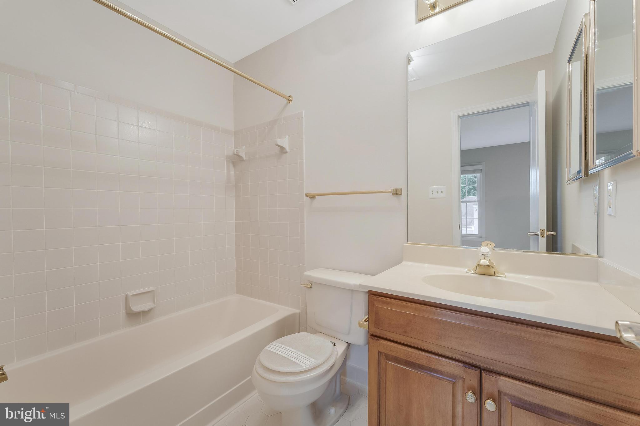 CENTURY OAK - Residential