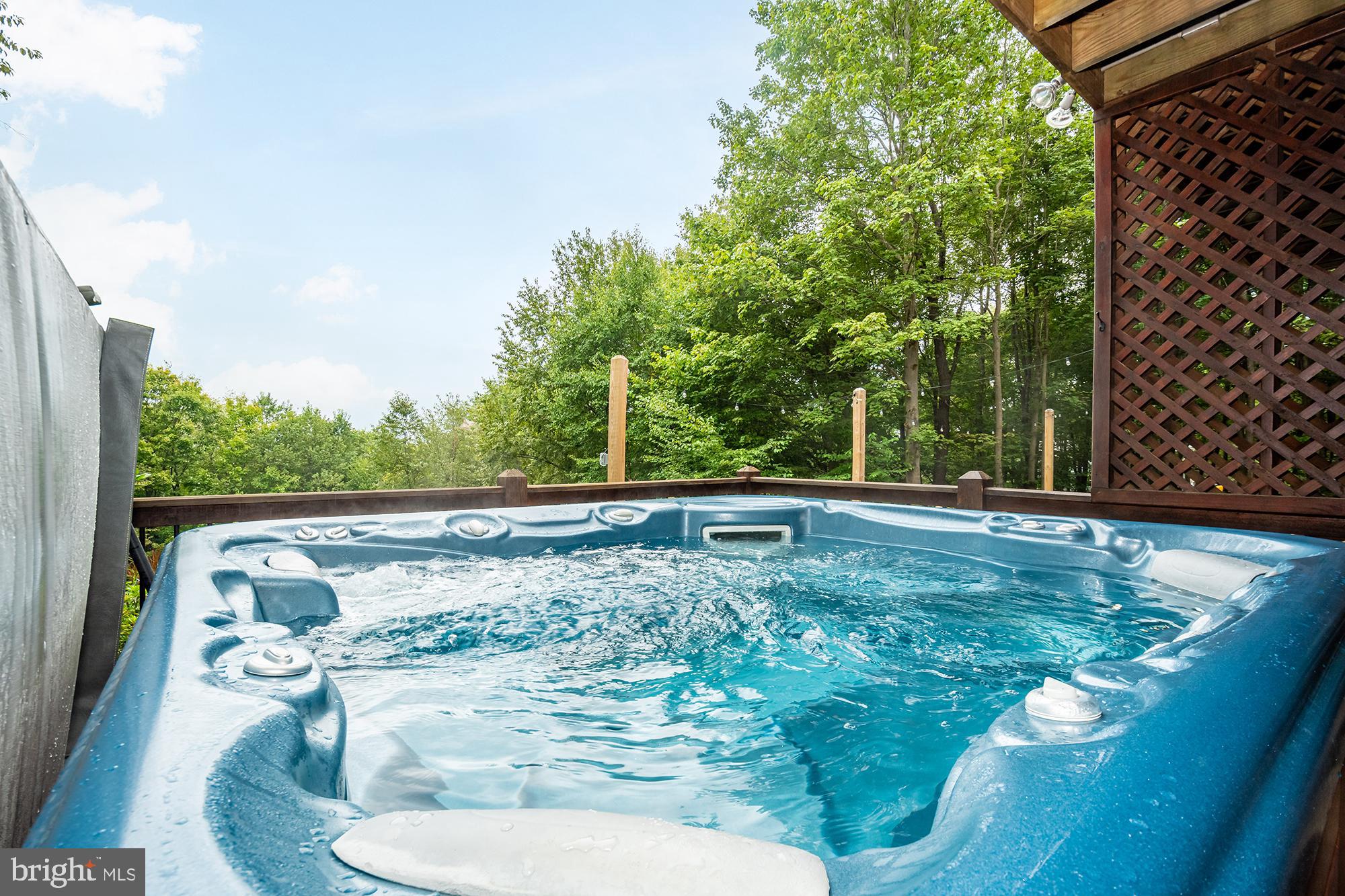 SHINGLE CAMP - Residential