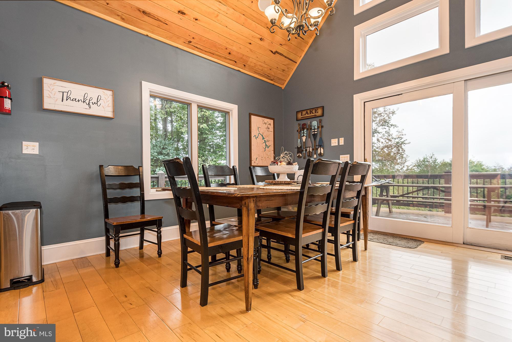 SHINGLE CAMP - Residential