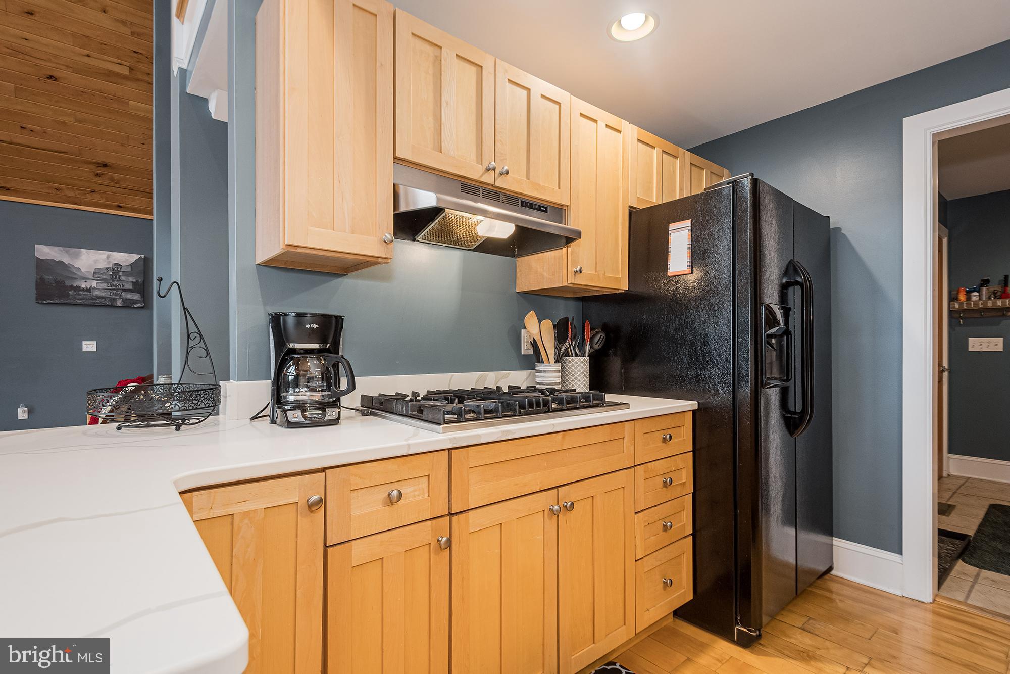 SHINGLE CAMP - Residential