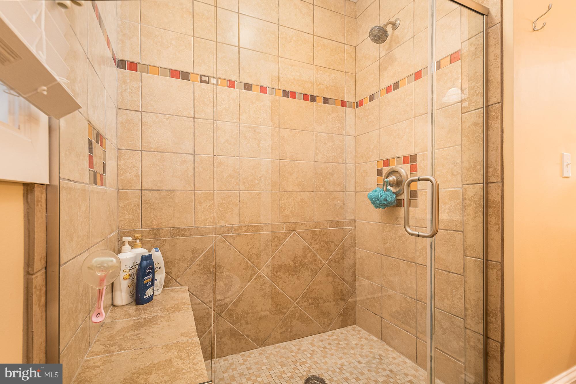 SHINGLE CAMP - Residential