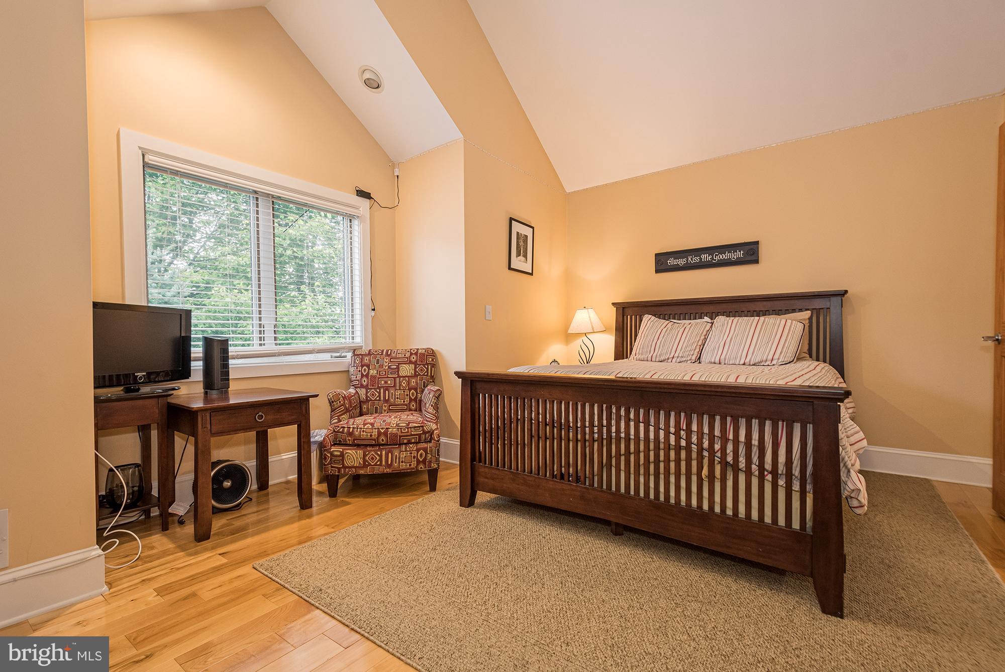 SHINGLE CAMP - Residential