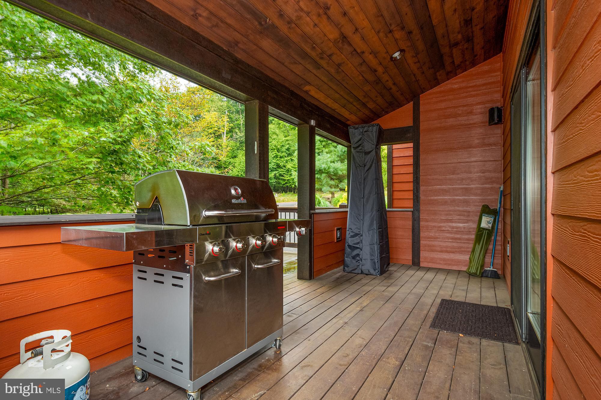 SHINGLE CAMP - Residential