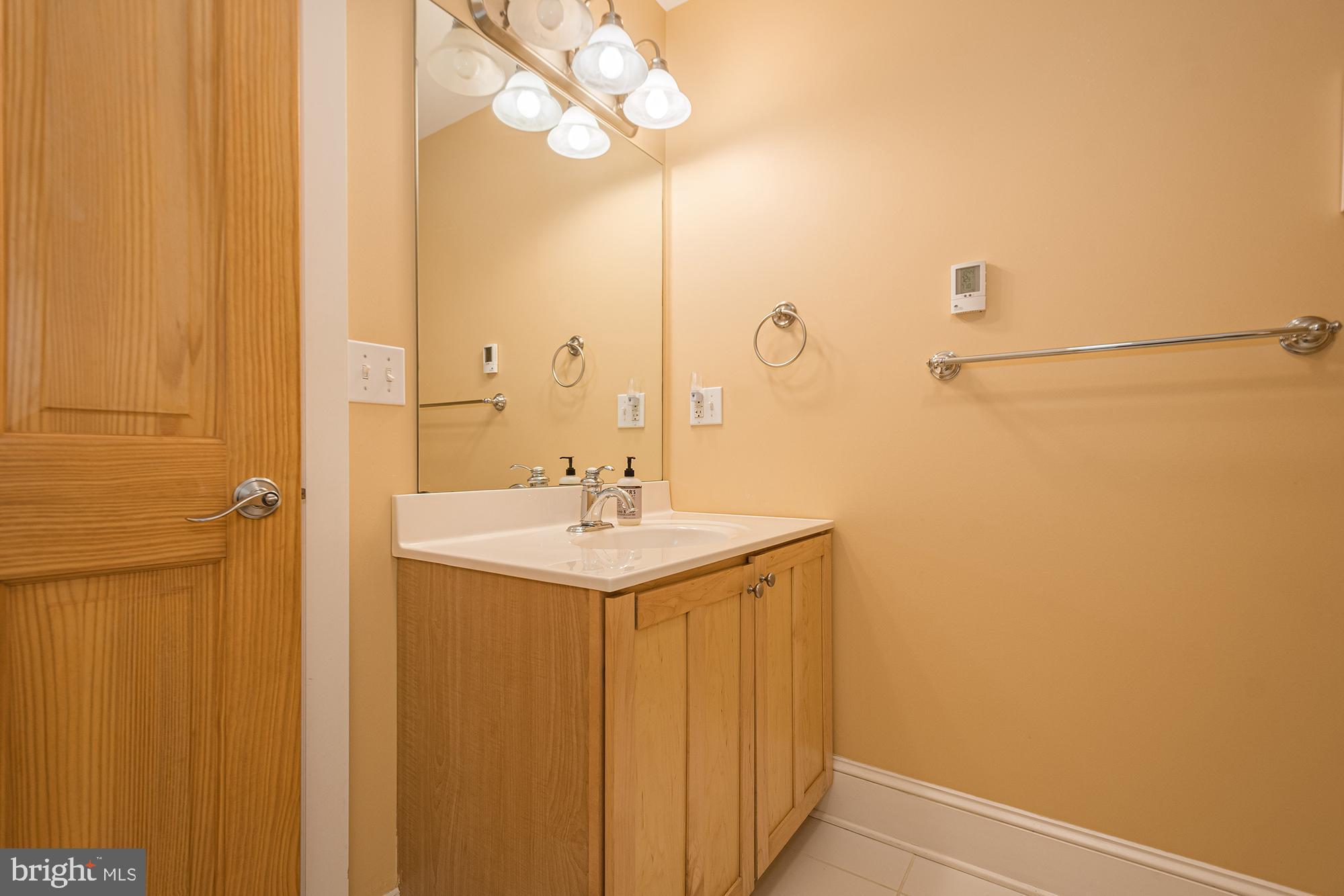 SHINGLE CAMP - Residential