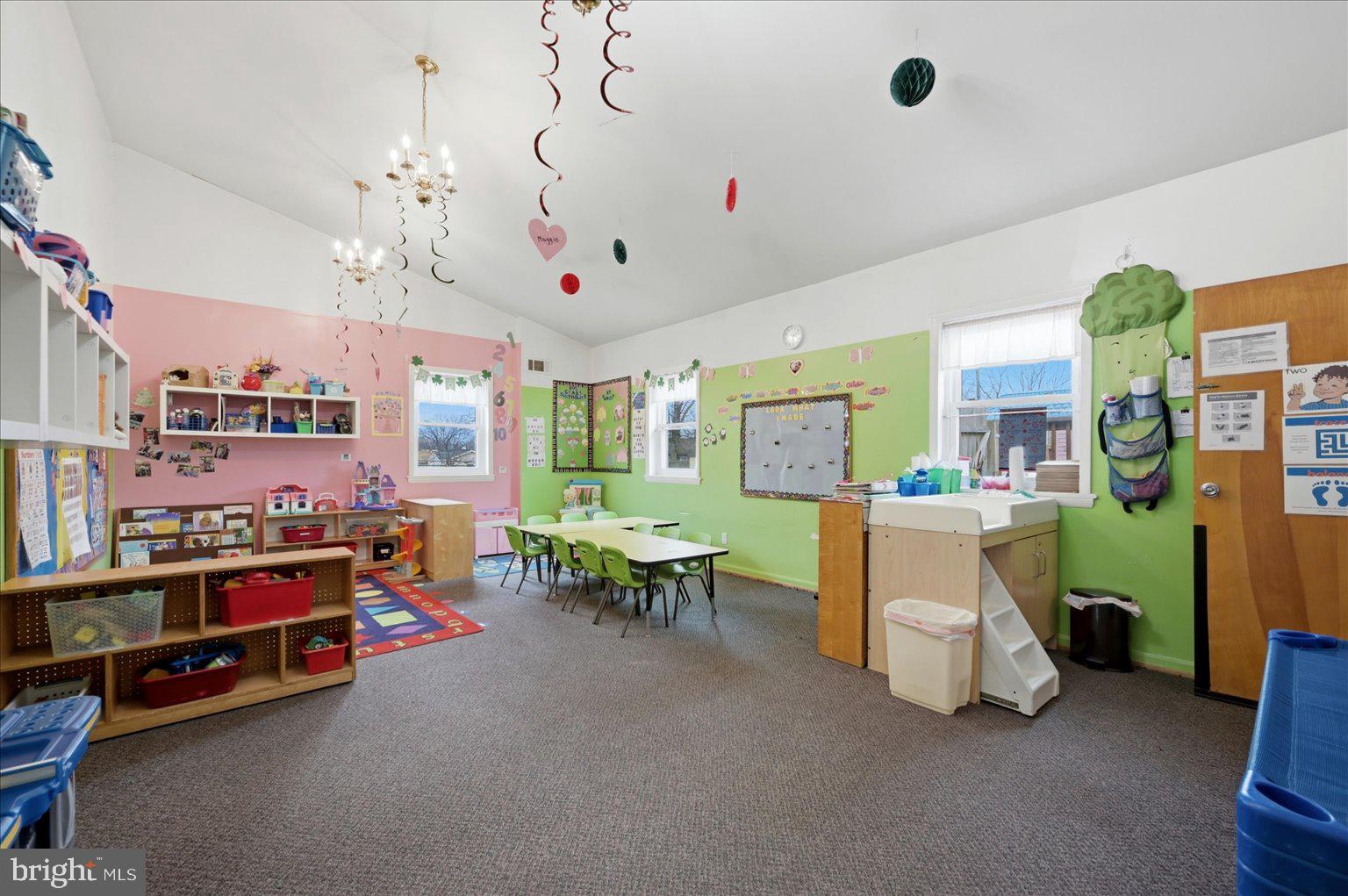 YORKSHIRE PARK - Residential