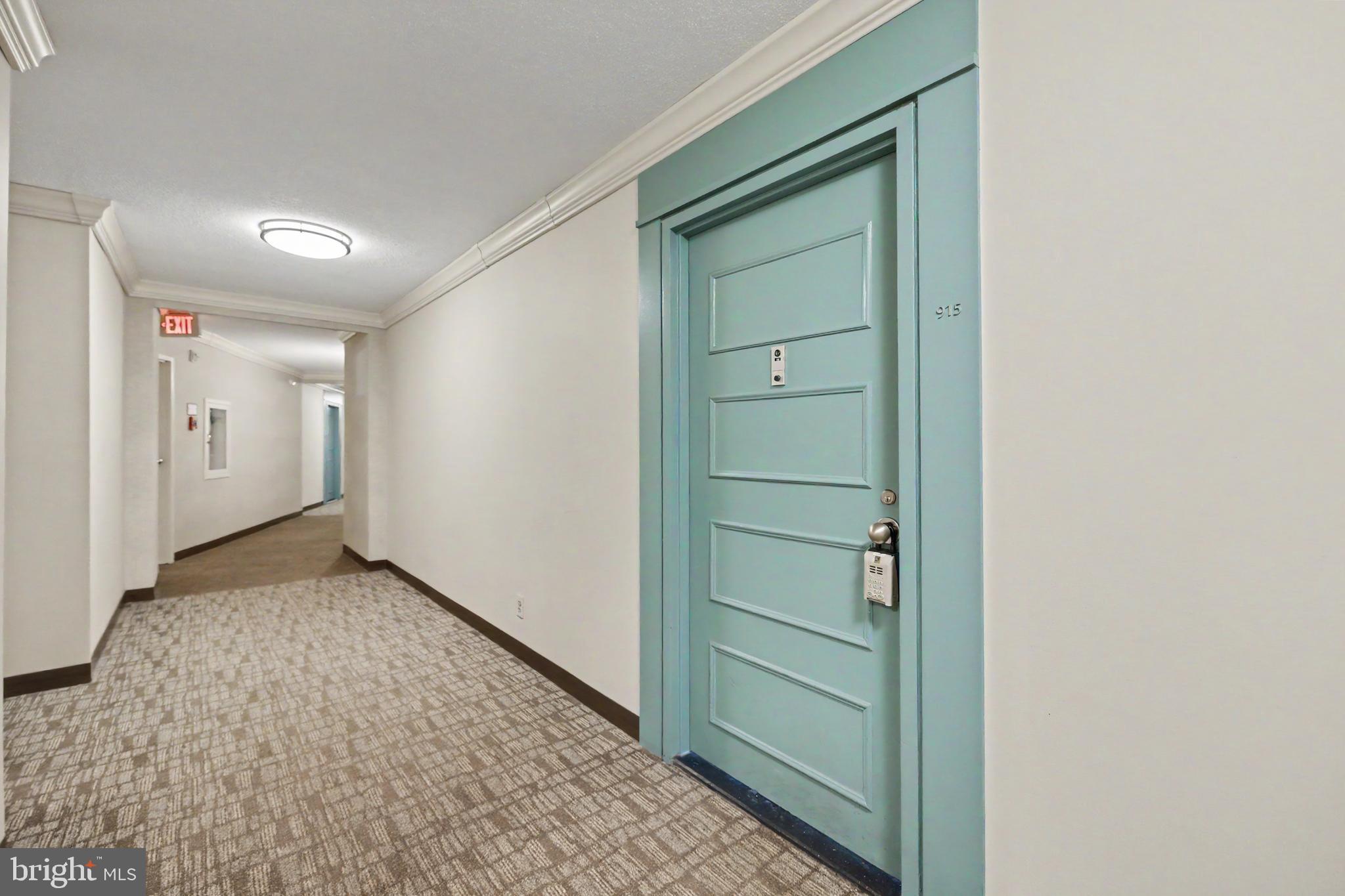 205 YOAKUM PARKWAY 915