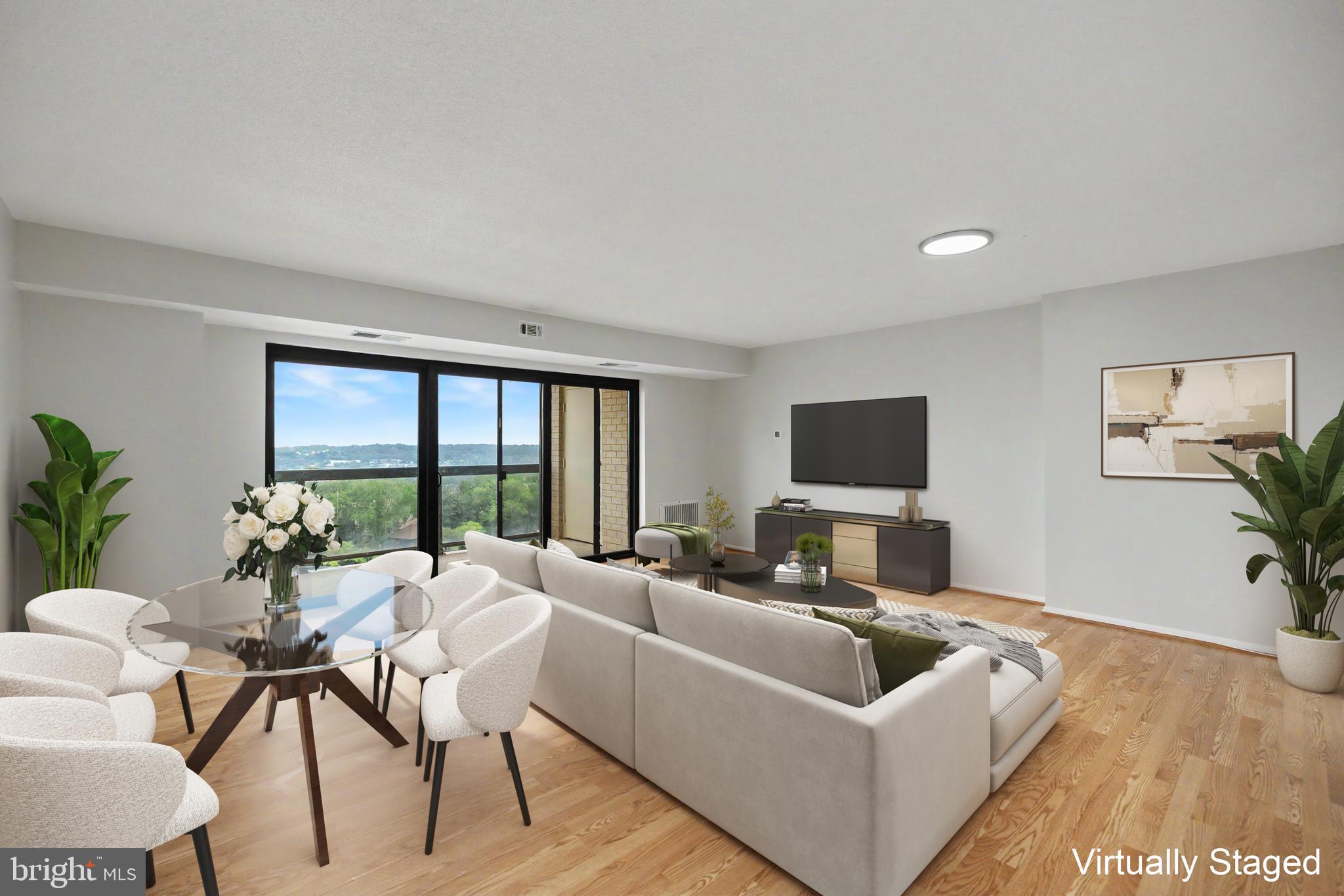 205 YOAKUM PARKWAY 915