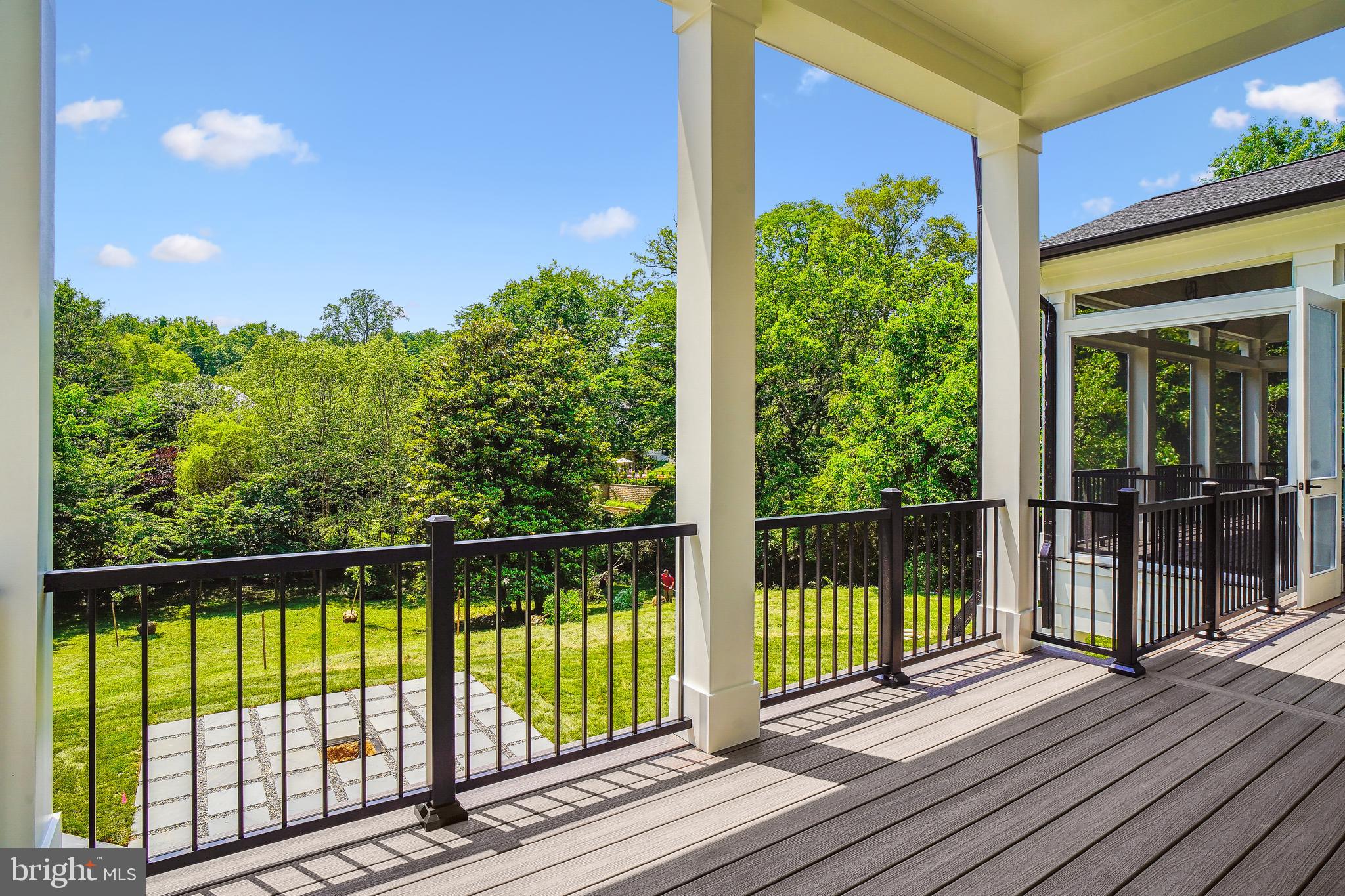 LONGWOOD - Residential