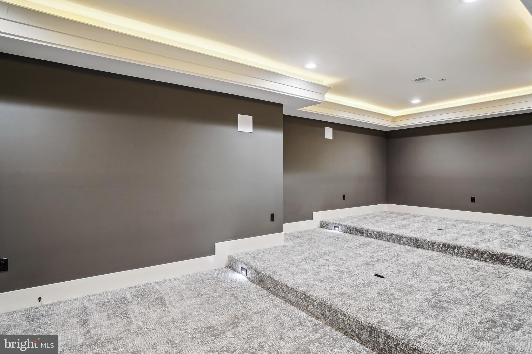 LONGWOOD - Residential