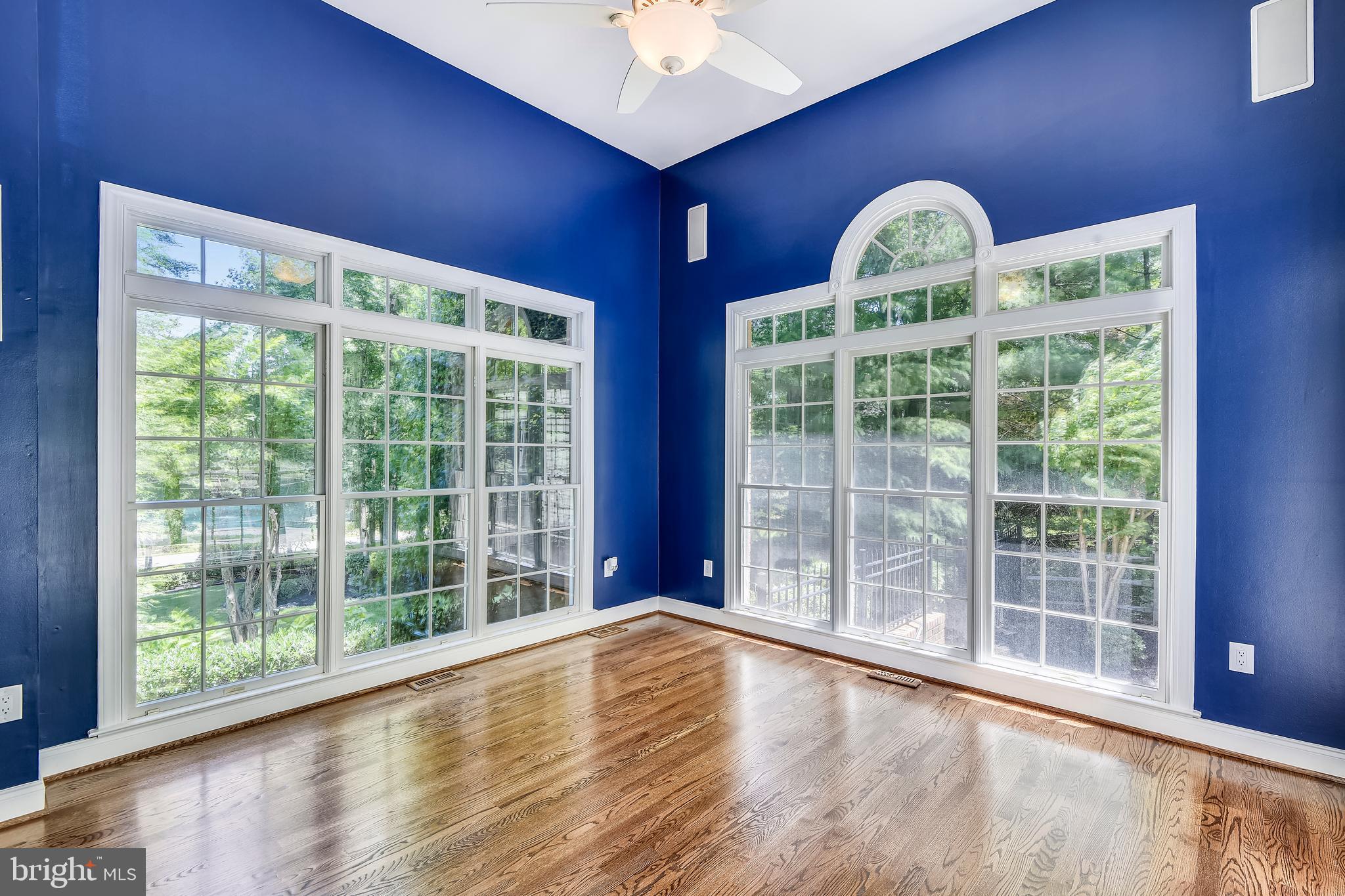 SOUTH RIVER COLONY - Residential